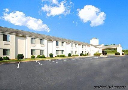 Quality Inn Lavonia Exterior photo